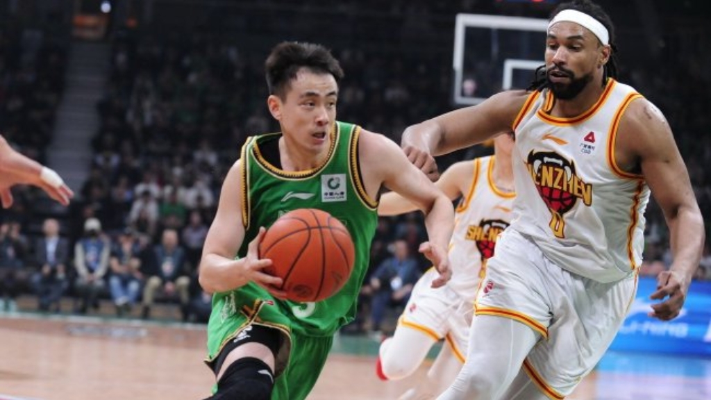 徽州金雕队对阵徽州雷霆队,田径预选赛失利,内线统治篮板——禁区内连续解围的简单介绍 徽州金雕队对阵徽州雷霆队,田径预选赛失利,内线统治篮板——禁区内连续解围的简单介绍